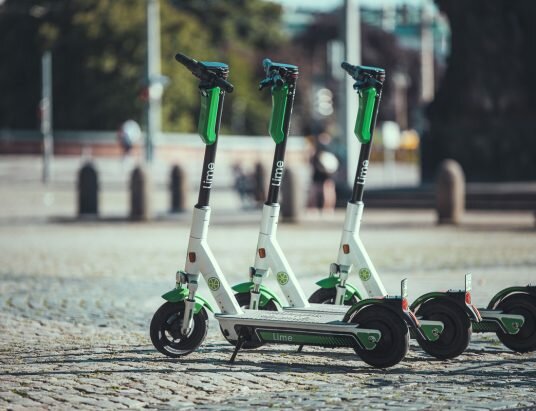 Die E-Scooter von Lime starten jetzt auch in Münster.